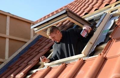 Pose de fenêtres de toit Velux au Drennec